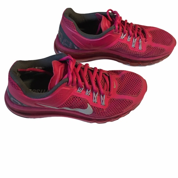 Nike Shoes - Nike Airmax Women’s Running Tennis Sneakers 8